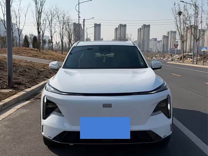 Фото 2 - Geely Galaxy L7