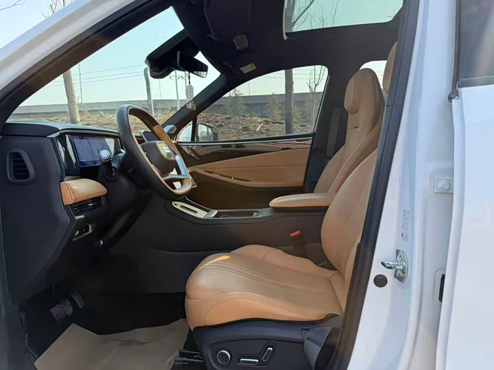 Фото 5 - Geely Galaxy L7