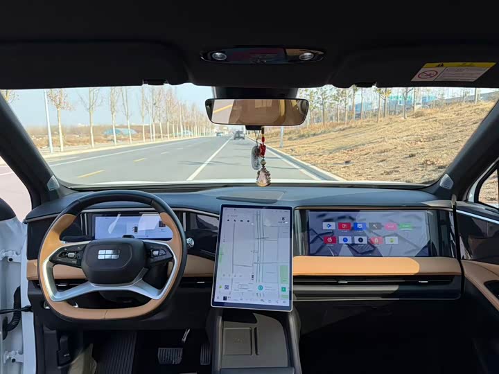 Фото 8 - Geely Galaxy L7