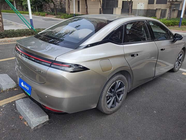 Фото 3 - GAC Aion S Max