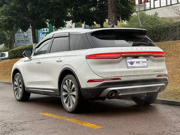 Фото 5 - Lincoln Corsair