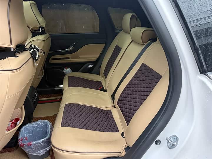 Фото 9 - Lincoln Corsair