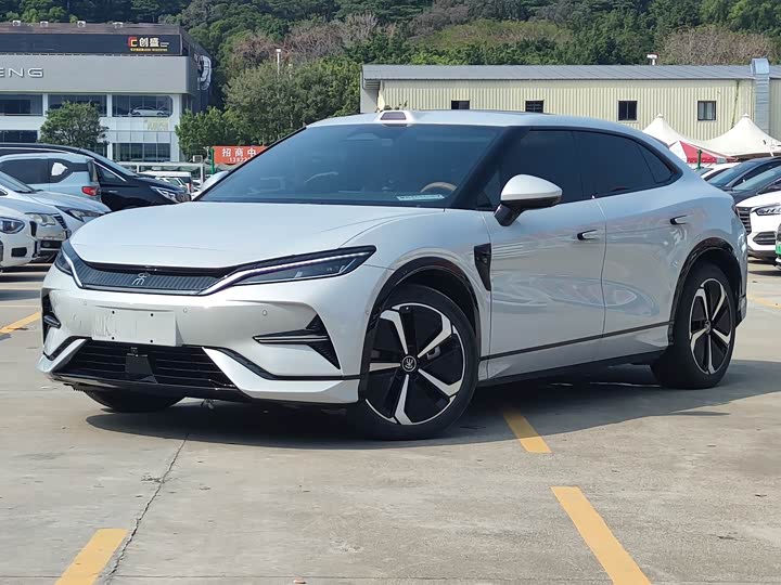 Фото 1 - BYD Song L