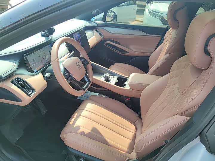 Фото 9 - BYD Song L