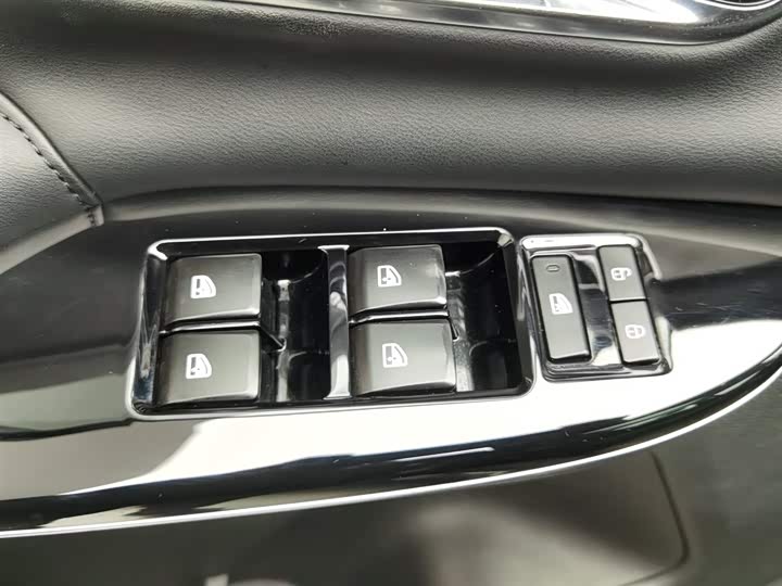 Фото 9 - Changan Oshan X7 Plus