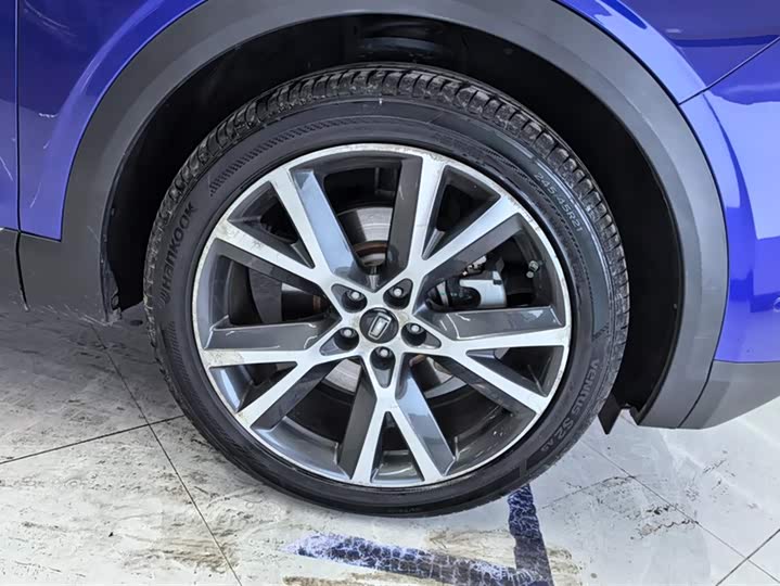 Фото 6 - Bestune T99