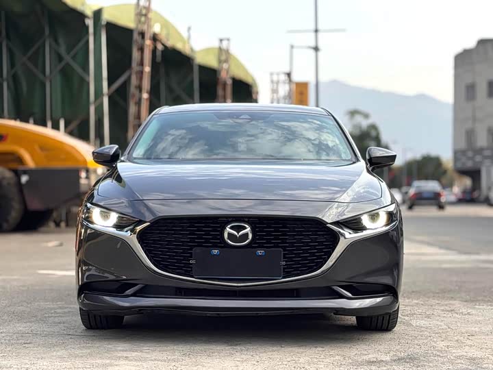 Фото 2 - Mazda 3 (Axela)