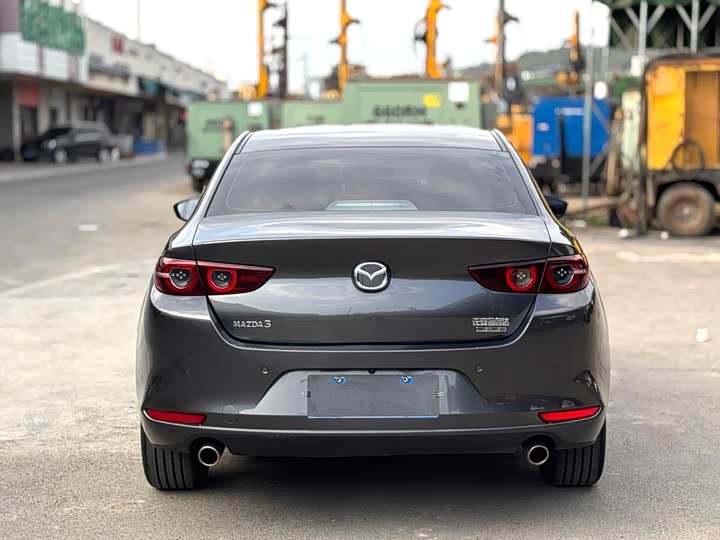 Фото 3 - Mazda 3 (Axela)