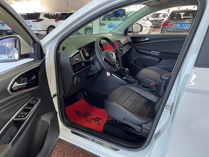 Фото 7 - Jetta VS5