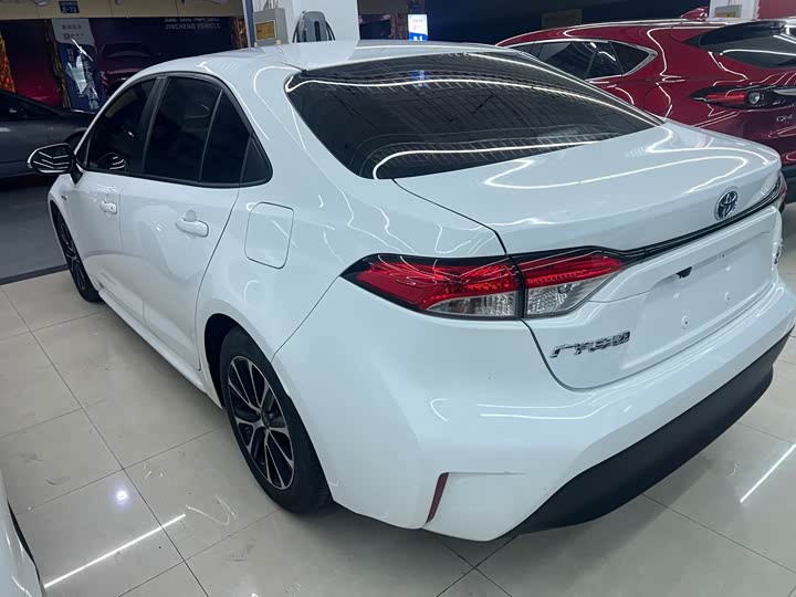 Фото 5 - Toyota Levin