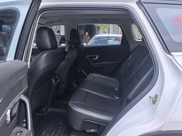 Фото 4 - BYD Song Pro