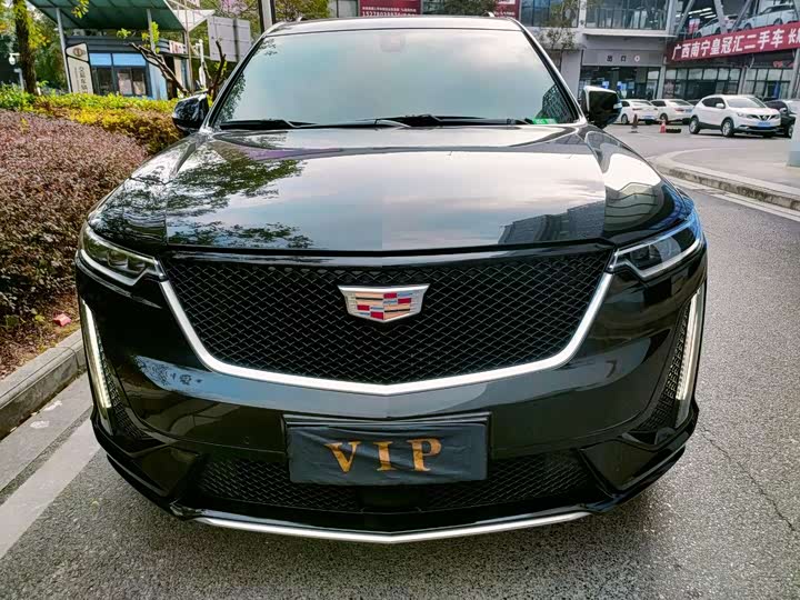 Фото 3 - Cadillac XT6