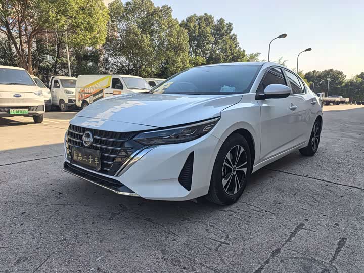 Фото 1 - Nissan Sylphy