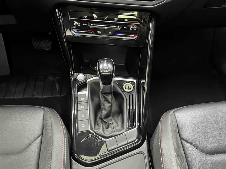 Фото 5 - Volkswagen Tayron