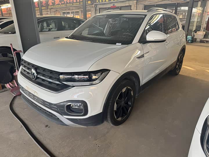 Фото 1 - Volkswagen Tacqua