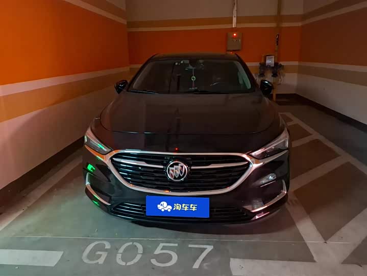 Фото 2 - Buick LaCrosse
