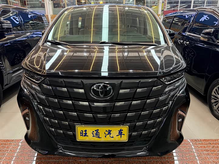 Photo 2 - Toyota Alphard