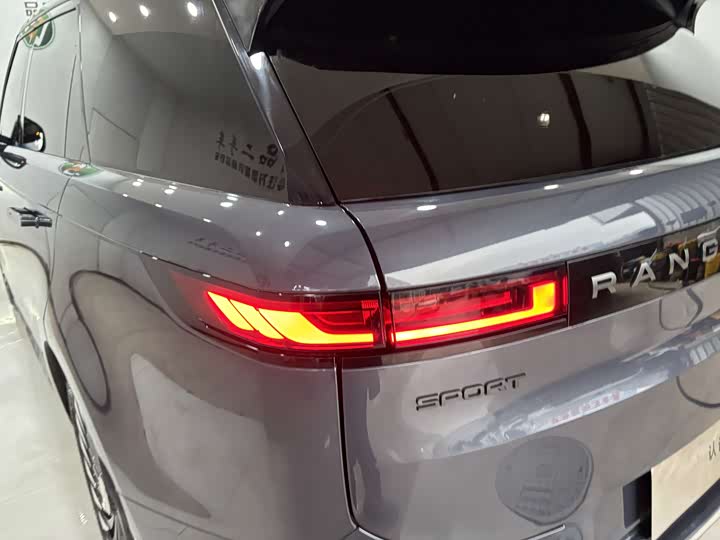 Фото 9 - Land Rover Range Rover Sport