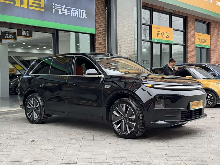 Photo 4 - LiXiang L6