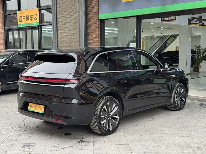 Photo 6 - LiXiang L6