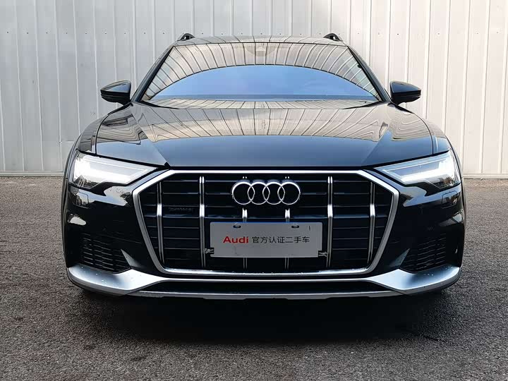 Фото 2 - Audi A6