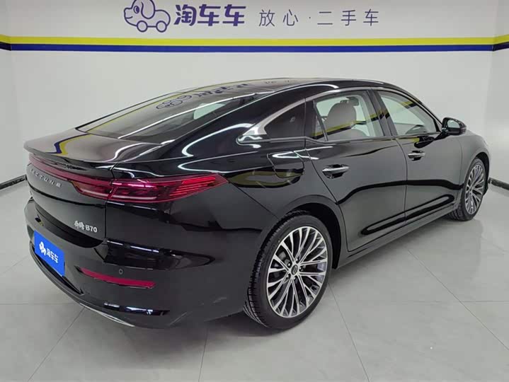 Фото 3 - Bestune B70