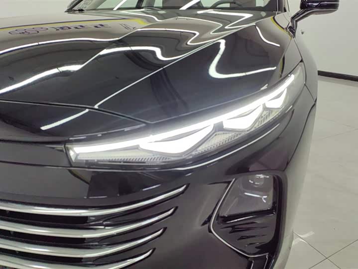 Фото 5 - Bestune B70