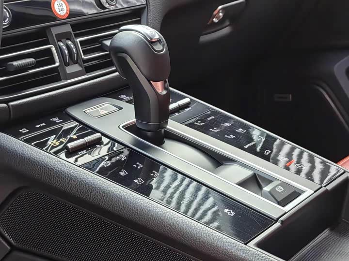 Фото 7 - Porsche Macan