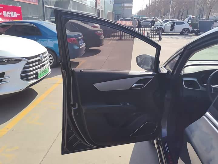 Фото 7 - BYD Song Max