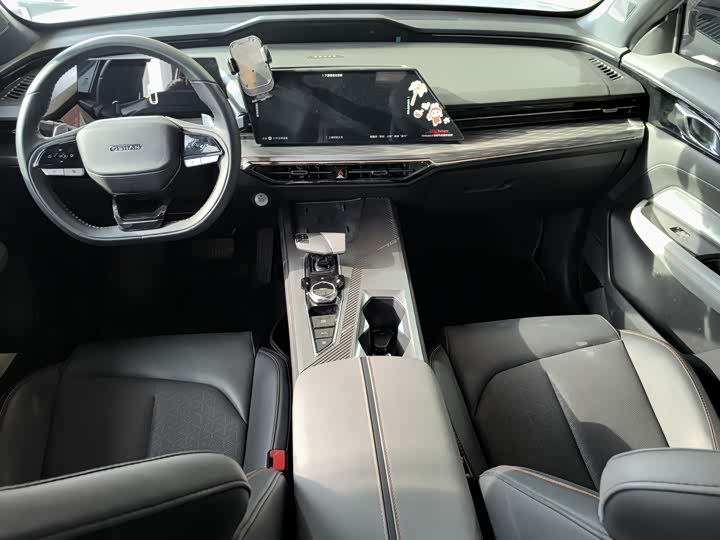 Фото 8 - Changan Oshan Z6 Hybrid