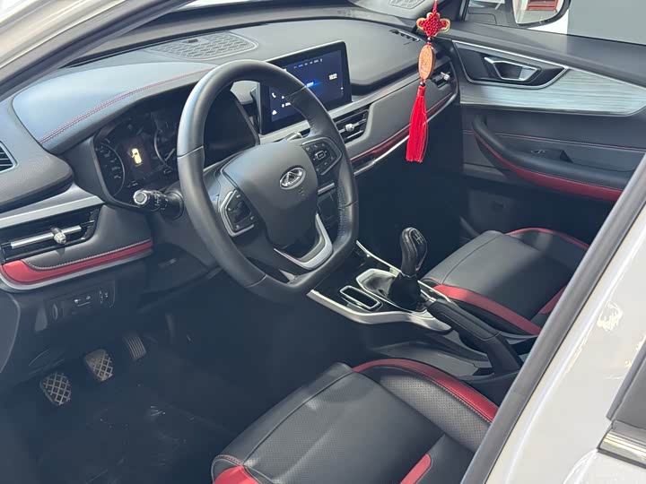 Фото 8 - Chery Tiggo 5x