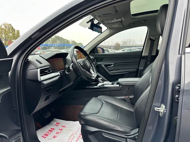 Фото 4 - BYD Song Pro