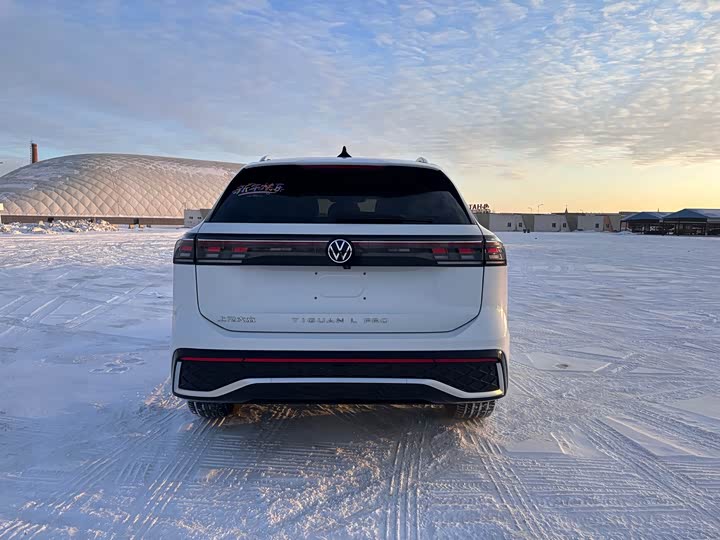 Фото 5 - Volkswagen Tiguan L Pro