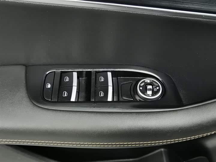 Фото 9 - Chery Tiggo 8