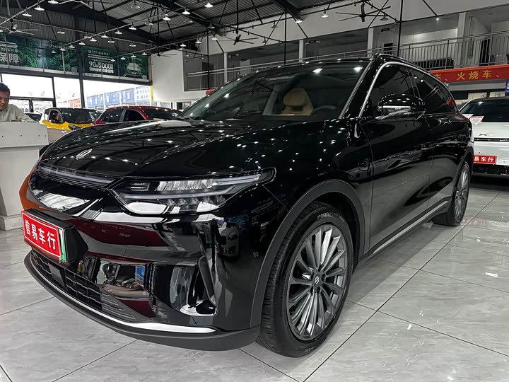 Фото 1 - Leapmotor C11