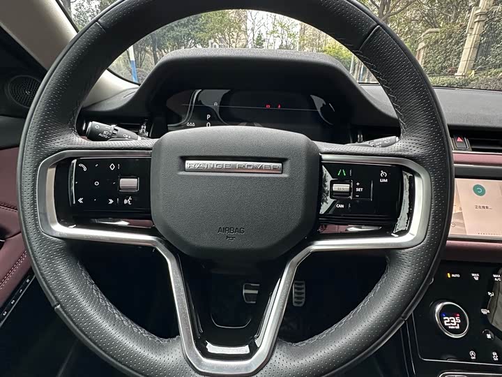 Фото 6 - Land Rover Range Rover Evoque L Hybrid