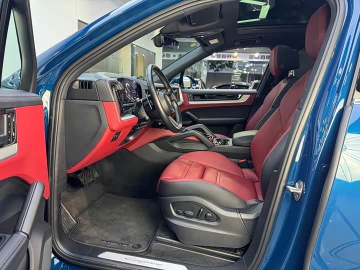 Фото 5 - Porsche Cayenne