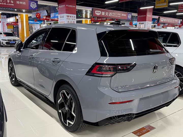 Фото 9 - Volkswagen Golf