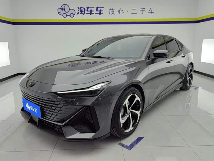 Фото 1 - Changan UNI-V