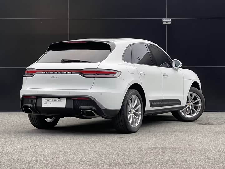 Фото 2 - Porsche Macan