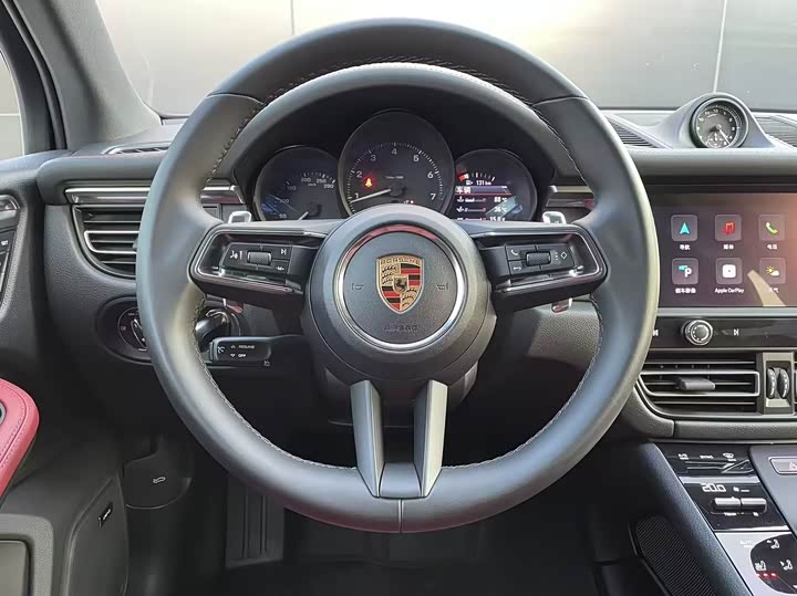 Фото 8 - Porsche Macan