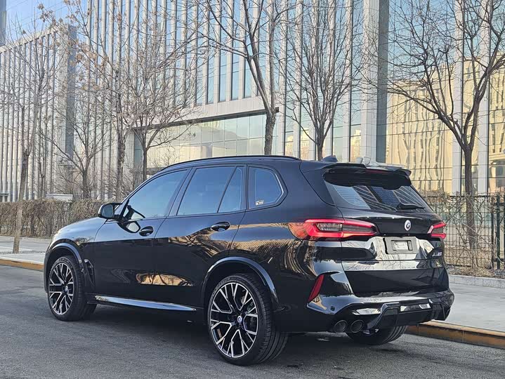 Фото 3 - BMW X5 M