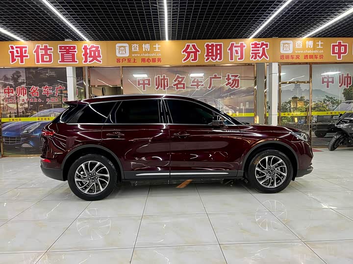 Фото 7 - Lincoln Corsair