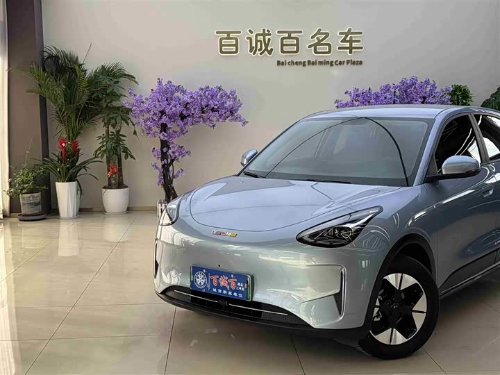 Фото 3 - Geely Galaxy Geome