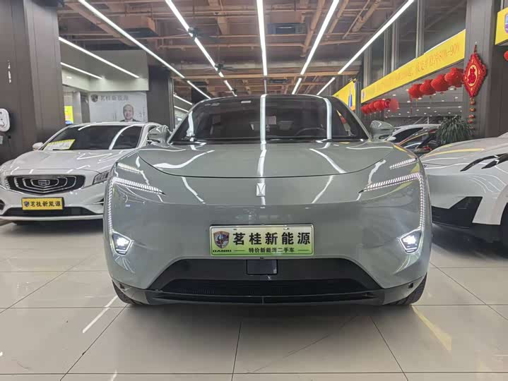 Фото 2 - Avatr 11