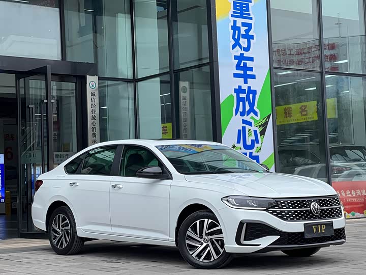 Фото 3 - Volkswagen Lavida