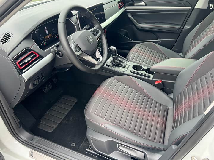 Фото 4 - Volkswagen Lavida