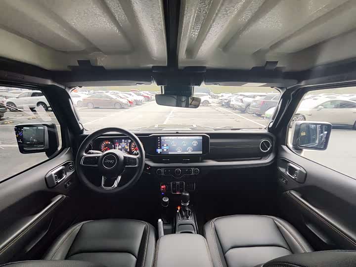 Фото 9 - Jeep Wrangler