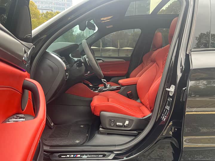 Фото 6 - BMW X3 M