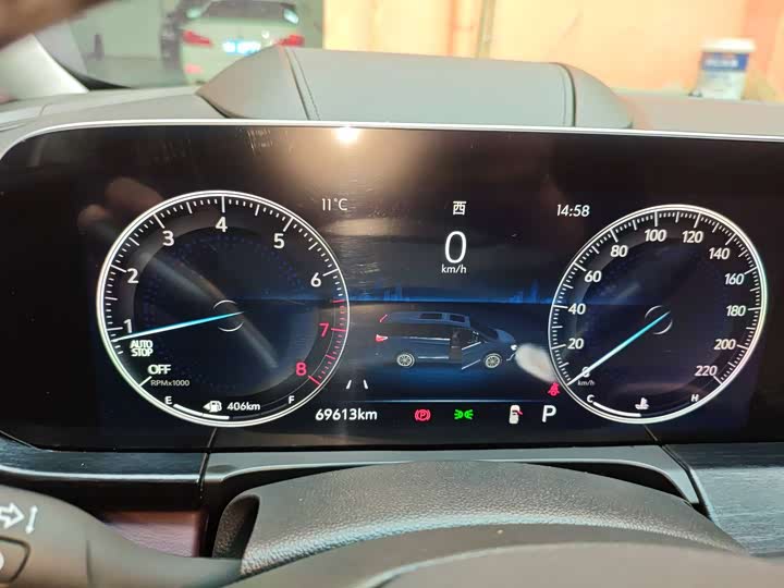 Фото 7 - Buick GL8 ES